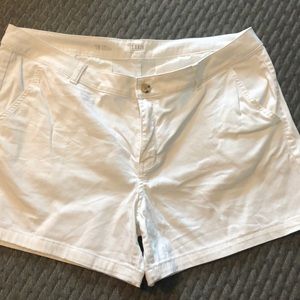 White twill shorts